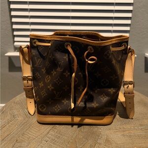 Authentic LV Noe BB